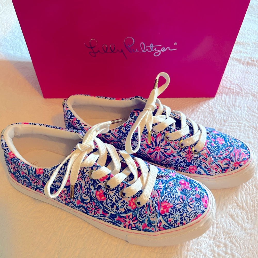 Lilly Pulitzer Abigail Sneakers size 8 new